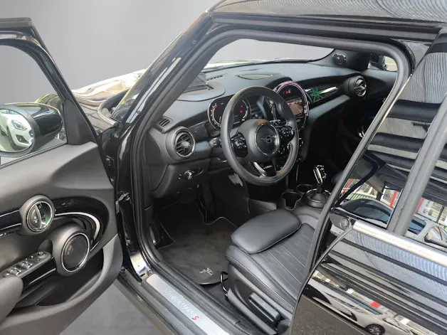 Mini F55 2.0i Cooper S SDKG