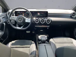 Mercedes-Benz A 250 AMG Line 4m