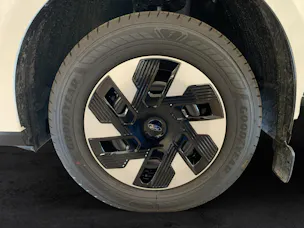 Ford Transit C Van 320 L1 2.5 Duratec 233 Trend PHEV