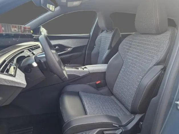 Peugeot 5008 1.2 Hybrid Allure