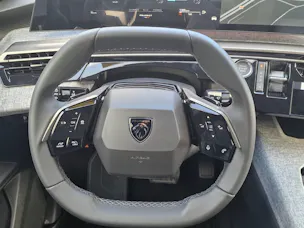 Peugeot 5008 1.2 Hybrid Allure