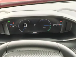 Peugeot 2008 1.2 Hybrid Allure
