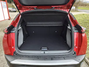 Peugeot 2008 1.2 Hybrid Allure