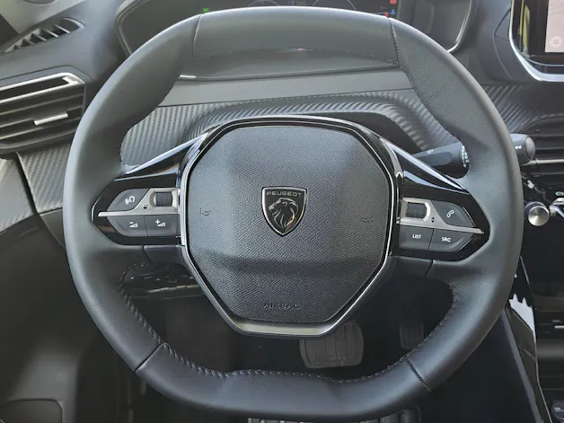 Peugeot 208 1.2 Hybrid Allure Premium