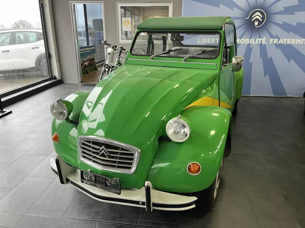 Citroën 2CV6 Special