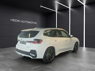 BMW X1 20d xDrive paddles