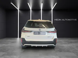 BMW X1 20d xDrive paddles