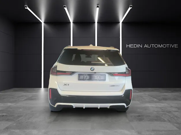 BMW X1 20d xDrive paddles