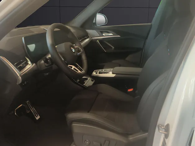 BMW X1 20d xDrive paddles