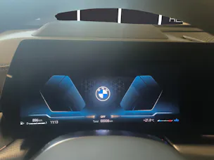 BMW X1 20d xDrive paddles