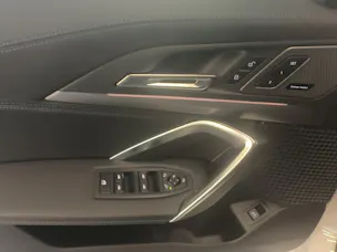 BMW X1 20d xDrive paddles