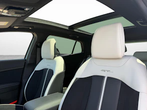 https://vehicle.imgix.net/4296355/6c0abc7e-cf9c-42ae-b5cc-d86d633ec386.jpg