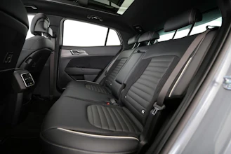 https://vehicle.imgix.net/4296418/21aedff3-397a-4111-a999-0b2647caa1b2.jpg