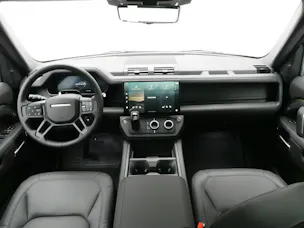 Land Rover Defender 110 3.0 D I6 250 X-Dynamic SE