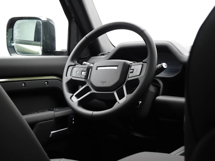 immagine del veicolo LAND ROVER DEFENDER