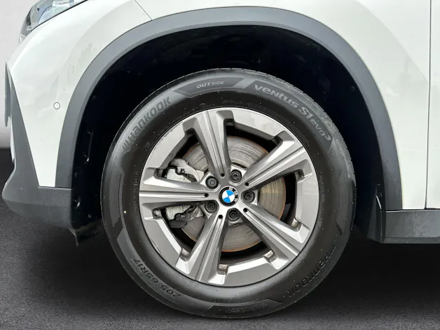 BMW X1 23d xDrive U11 (CH) AHK 2.0T