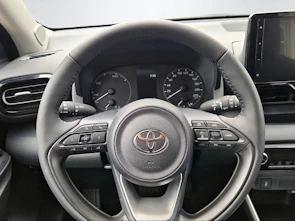 Fahrzeugbild TOYOTA Yaris 1.5 VVT-i HSD Comfort