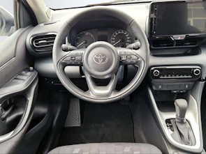 Fahrzeugbild TOYOTA Yaris 1.5 VVT-i HSD Comfort