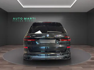 BMW X7 M60i