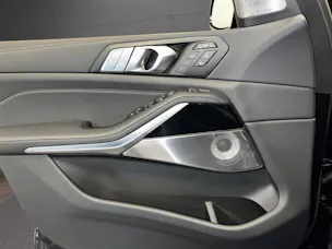 BMW X7 M60i