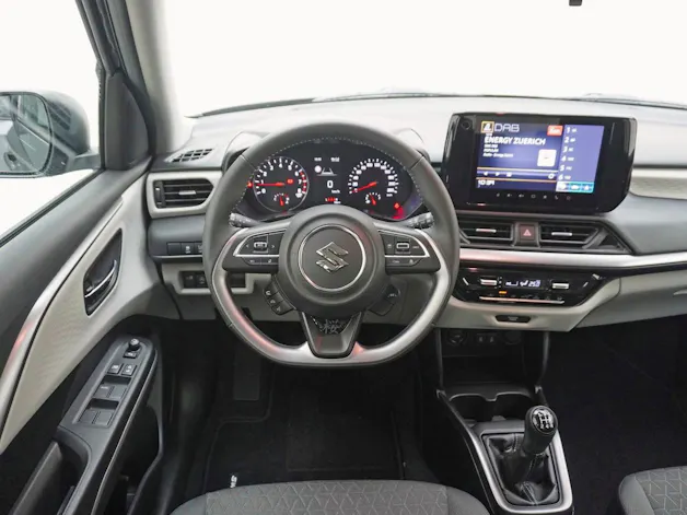 Suzuki Swift 1.2 Sakura Top Hybrid 4x4