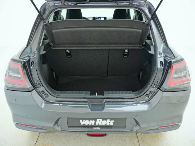 Suzuki Swift 1.2 Sakura Top Hybrid 4x4