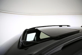 https://vehicle.imgix.net/4296545/0163fc0a-c61e-40ff-b200-5c18ff910bc0.jpg
