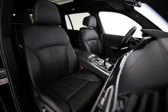https://vehicle.imgix.net/4296545/f7007f20-8a98-41bc-8661-a56b17d36719.jpg