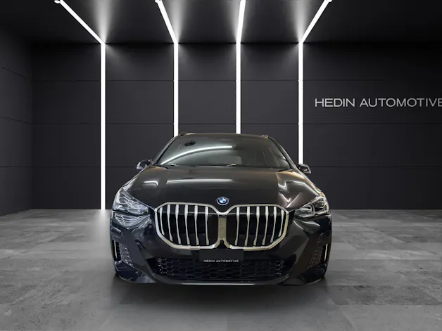 BMW 225e xDrive paddles Active Tourer