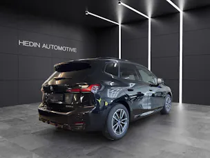 BMW 225e xDrive paddles Active Tourer
