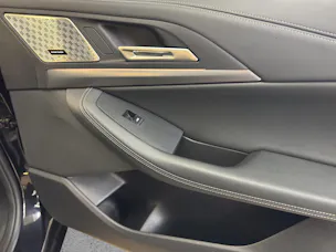 BMW 225e xDrive paddles Active Tourer
