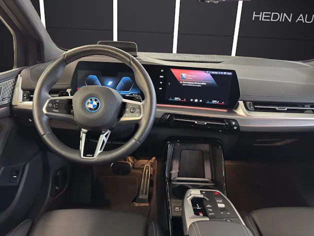 BMW 225e xDrive paddles Active Tourer
