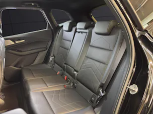 BMW 225e xDrive paddles Active Tourer