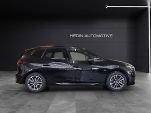 BMW 225e xDrive paddles Active Tourer