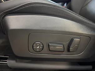 BMW 225e xDrive paddles Active Tourer