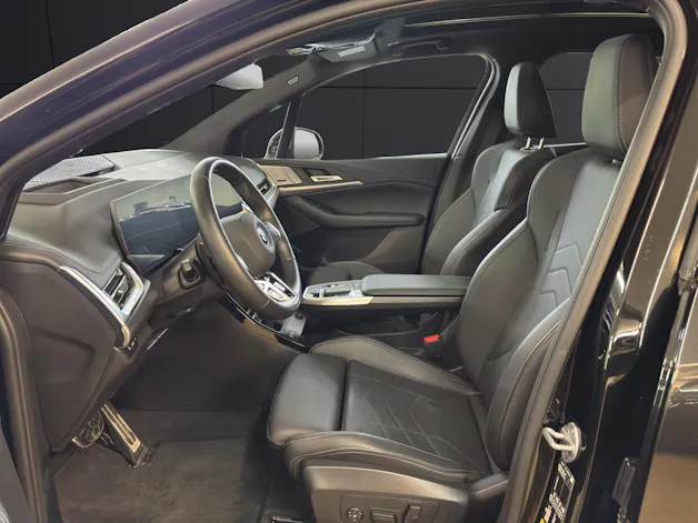 BMW 225e xDrive paddles Active Tourer