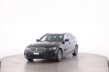 Fahrzeugbild BMW 330e xDrive SAG Touring