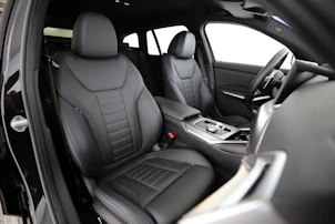 Fahrzeugbild BMW 330e xDrive SAG Touring