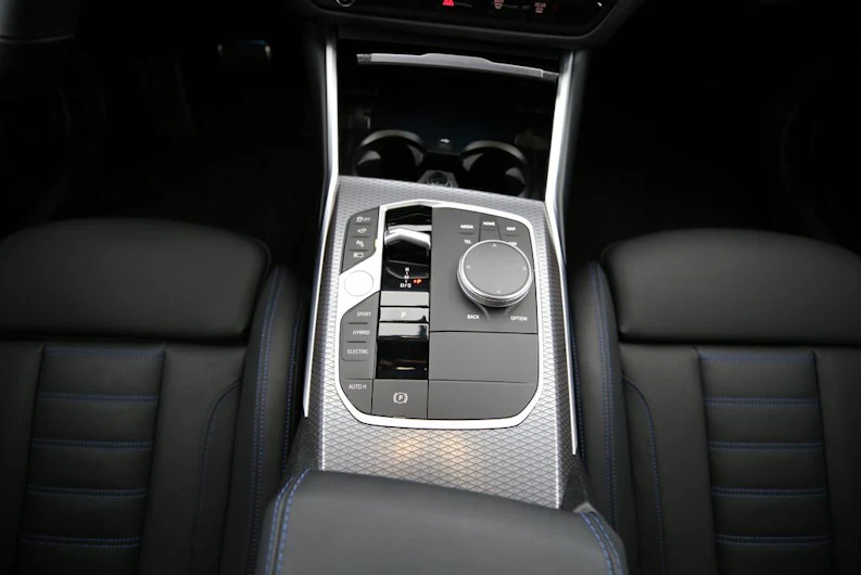 Fahrzeugbild BMW 3 SERIES