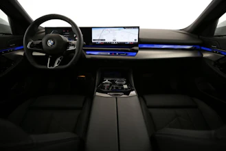 https://vehicle.imgix.net/4296622/233b5409-5dc2-4d0b-baa3-a02ede87983e.jpg