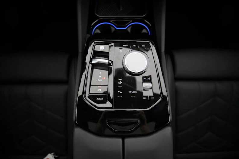immagine del veicolo BMW 5 SERIES