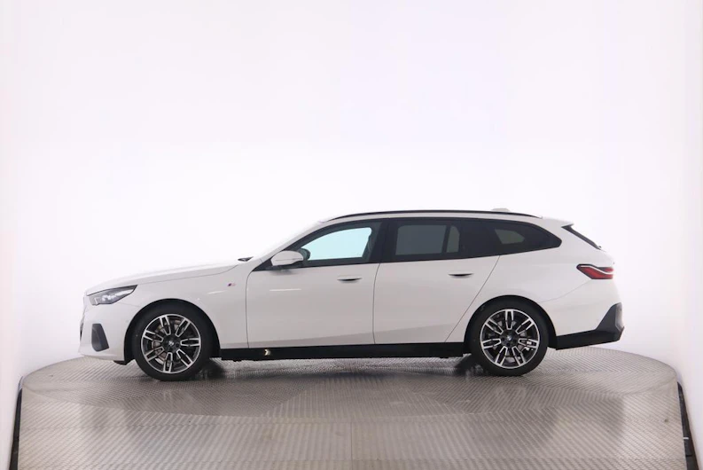 immagine del veicolo BMW 5 SERIES