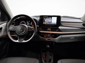 Fahrzeugbild SUZUKI Swift 1.2 Sakura Hybrid