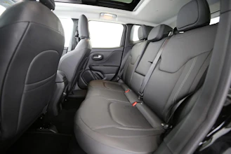 https://vehicle.imgix.net/4296658/b377cea6-dff0-4972-9b29-e231c0047425.jpg