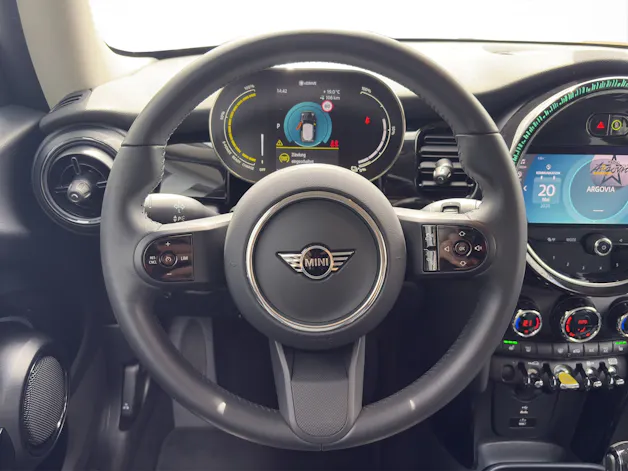 Mini F56 Cooper SE