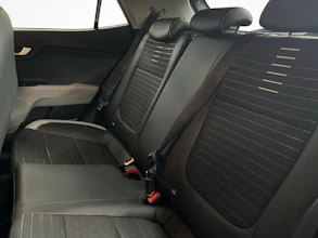 https://vehicle.imgix.net/4296700/31d67042-38ca-40fb-ac7f-c5d01d132e1f.jpg