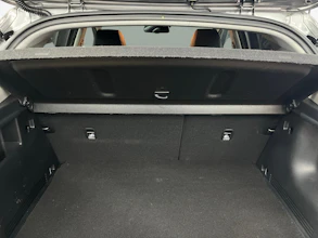 https://vehicle.imgix.net/4296700/60fe9d1f-f29d-40c2-af57-5b558d586057.jpg