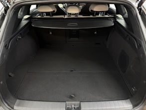 https://vehicle.imgix.net/4296710/a6fb5665-530b-4315-98fb-9269db7d92f4.jpg