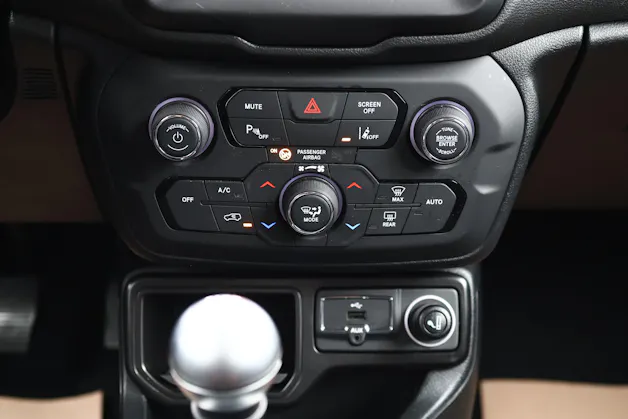Jeep Renegade 1.0 Turbo Night Eagle