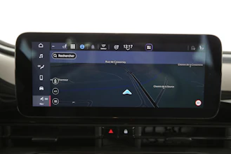 https://vehicle.imgix.net/4296726/8384922b-bbd5-44d7-979d-67a4c833612e.jpg